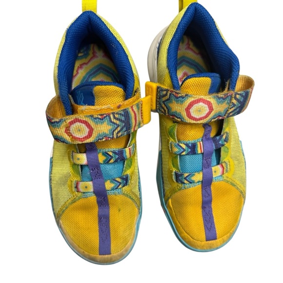 Nike Kyrie Flytrap 6 PS kaleidoscope sneakers kids size 1 - Picture 4 of 5